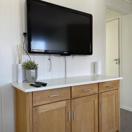 Ap 9 Bertis Rooftop Terrace 아파트